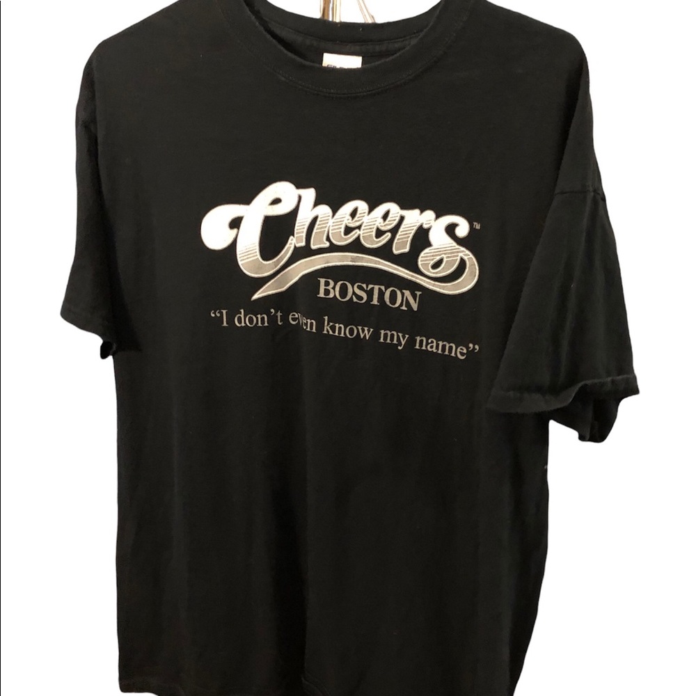 Official CHEERS BOSTON I Don't Even Know My Name T-Shirt Black L Gildan Tag